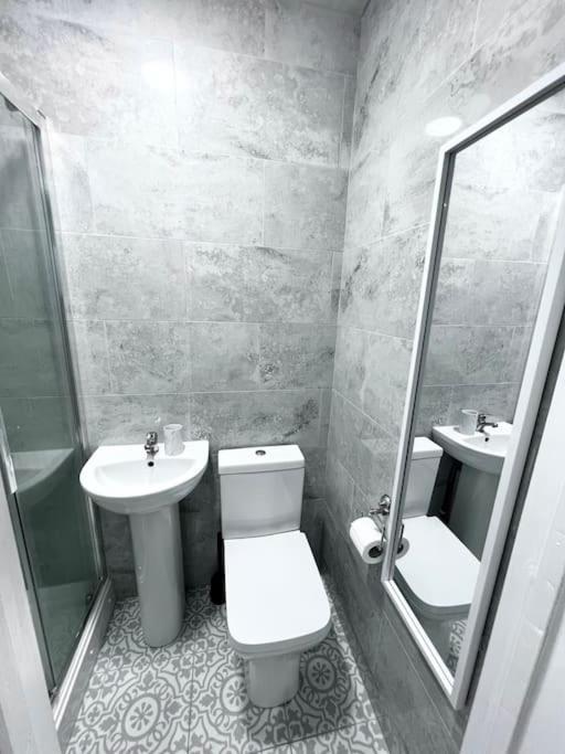 Modern Studio Near Nec With Free Parking - Prime Location Sheldon  Exterior foto